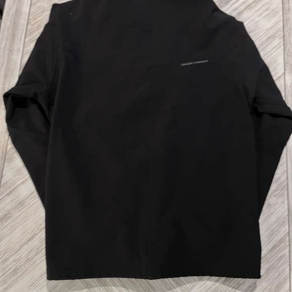 Under Armour Sleek Black Full-Zip Jacket - Picture 12 of 16